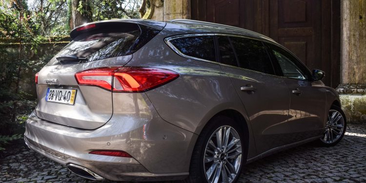 Ford Focus SW Vignale 1.5 Ecoboost: Requinte, luxo e performance para toda a família! 39