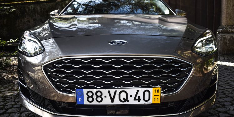 Ford Focus SW Vignale 1.5 Ecoboost: Requinte, luxo e performance para toda a família! 34