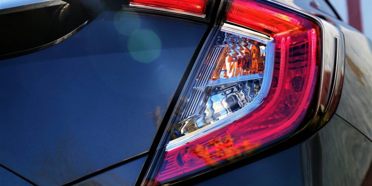 Honda Civic 1.6 I-DTEC 9AT: Conforto e jovialidade! 34