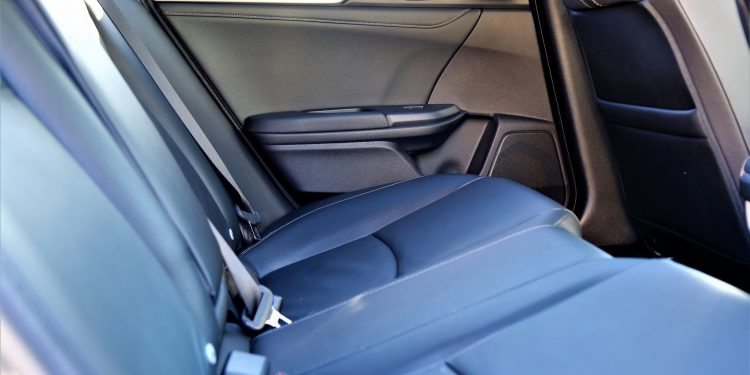 Honda Civic 1.6 I-DTEC 9AT: Conforto e jovialidade! 28