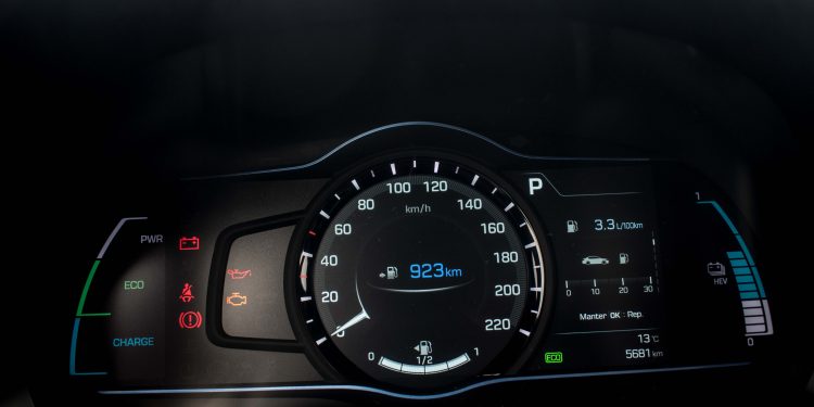 Hyundai Ioniq Plug-In Hybrid: Tecnologia do futuro para o presente! 47 Hyundai Ioniq Plug-In Hybrid: Tecnologia do futuro para o presente! 47