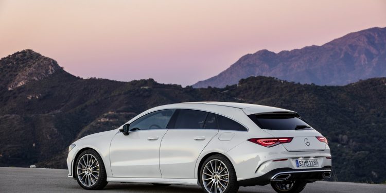 Mercedes CLA Shooting Break revelada! 49