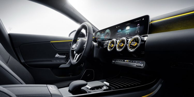 Mercedes CLA Shooting Break revelada! 47