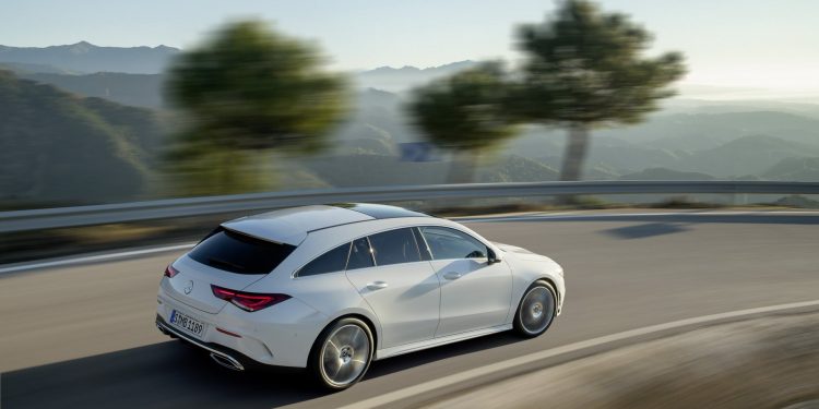 Mercedes CLA Shooting Break revelada! 38