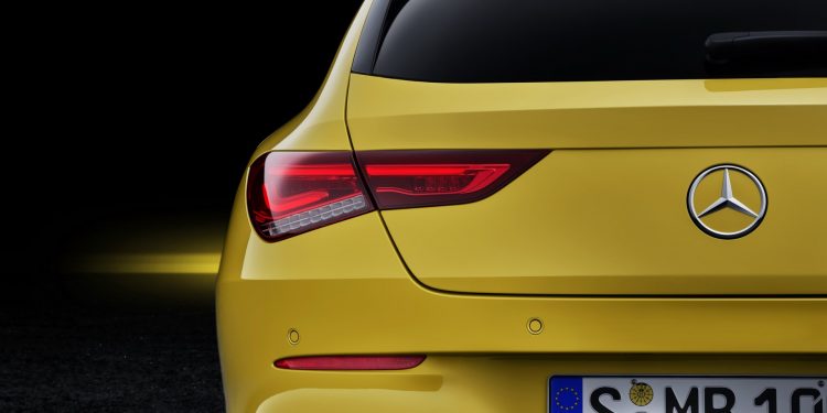 Mercedes CLA Shooting Break revelada! 24