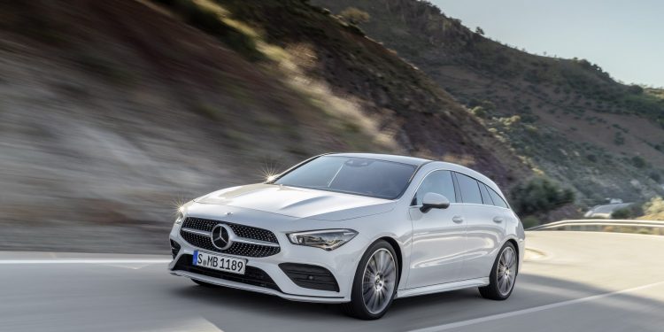 Mercedes CLA Shooting Break revelada! 57