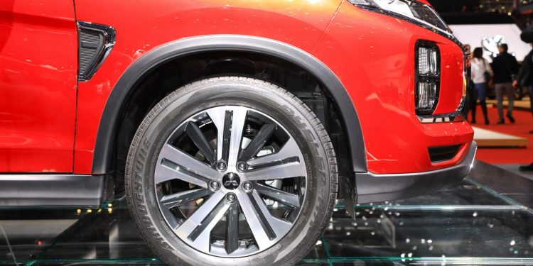 Novo Mitsubishi ASX surge em Genebra! 35
