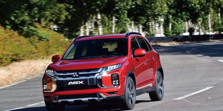 Novo Mitsubishi ASX surge em Genebra! 32