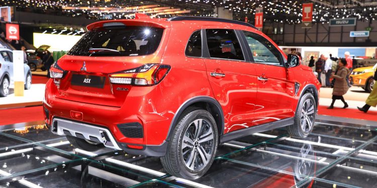 Novo Mitsubishi ASX surge em Genebra! 26