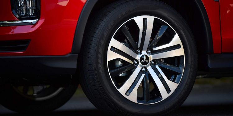 Novo Mitsubishi ASX surge em Genebra! 30