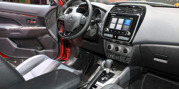 Novo Mitsubishi ASX surge em Genebra! 56