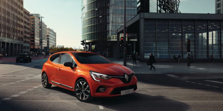 Renault Clio recheado de novas motorizações e versão híbrida! 26