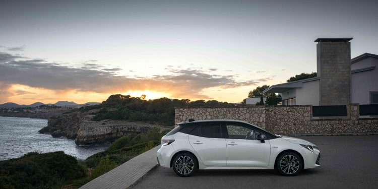 Novo Toyota Corolla chega a Portugal com preços a partir dos 21.299,00€! 56