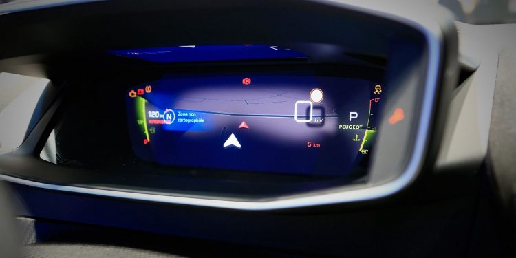 NOVO PEUGEOT 208 marca presença Genebra! 26