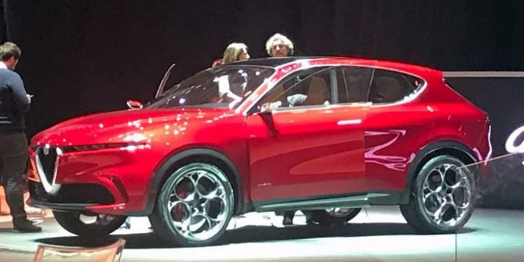 Alfa Romeo Tonale: O SUV Compacto que todos querem conhecer! 16