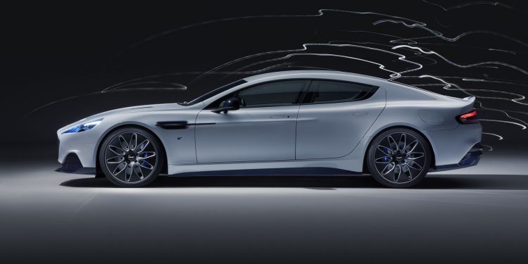 Aston Martin Rapide E tem carregamento rápido e está limitado às 155 unidades! 21