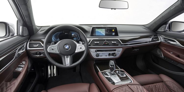 BMW lança galeria de imagens do novo BMW Série 7 em Faro! 23