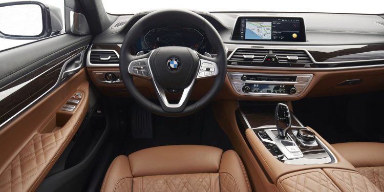 BMW lança galeria de imagens do novo BMW Série 7 em Faro! 44