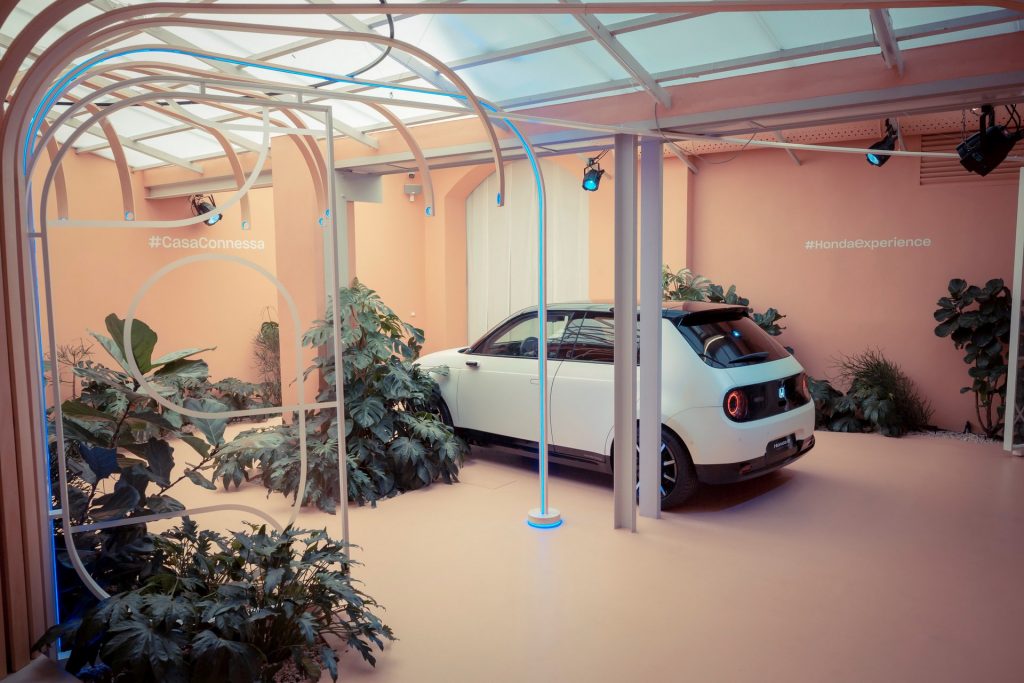 Honda e-Prototype marca presença na semana de design de Milão! 15