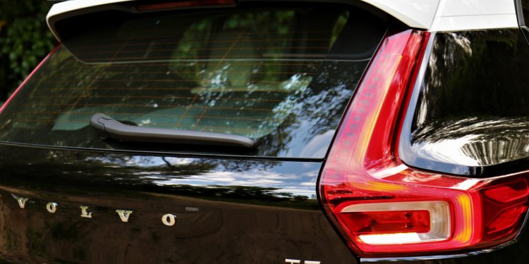 Volvo XC40 T3 Tech Edition Momentum: Um SUV sem complicações! 45