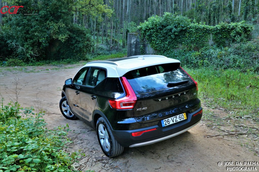 Volvo XC40 T3 Tech Edition Momentum: Um SUV sem complicações! 21