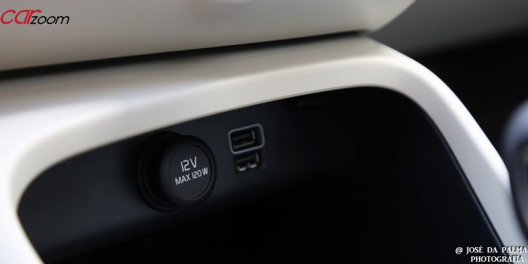 Volvo XC40 T3 Tech Edition Momentum: Um SUV sem complicações! 33