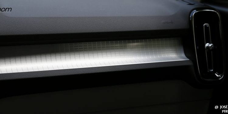 Volvo XC40 T3 Tech Edition Momentum: Um SUV sem complicações! 31