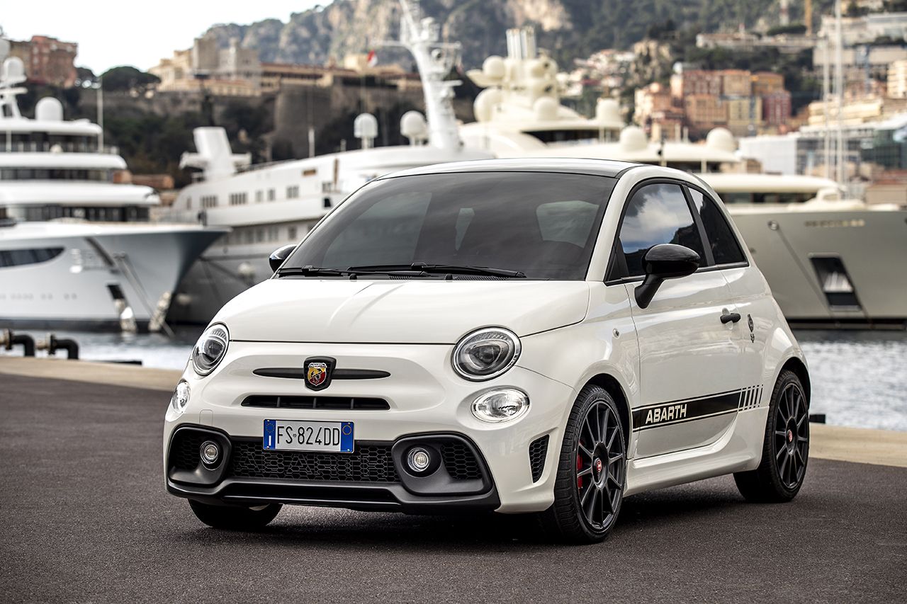 Alfa Romeo e Abarth triunfam no “Qatar Car Of The Year” de 2019 14