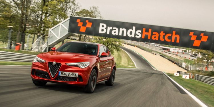 Alfa Romeo Stelvio Quadrifoglio bate recordes em vários circuitos do Reino Unido! 14