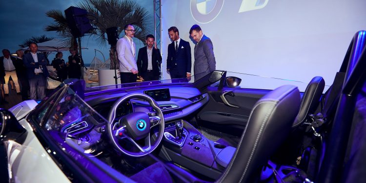 BMW i8 roadster é o novo Safety Car da Formula E! 36