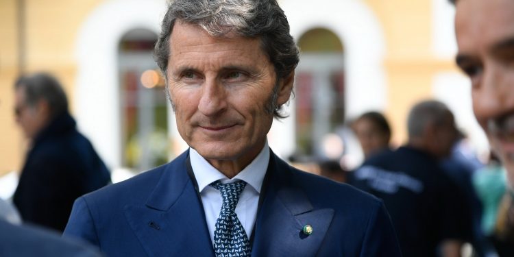 Bugatti Voiture Noire ganha prémio de design no Concorso d’Eleganza! 15