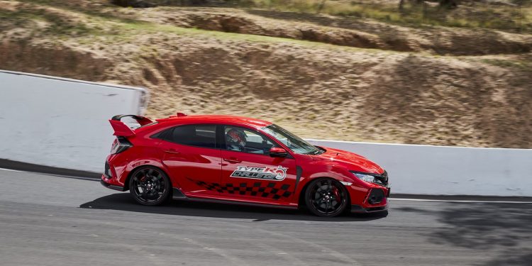 Honda Civic Type-R com volta recorde em Bathurst! 19