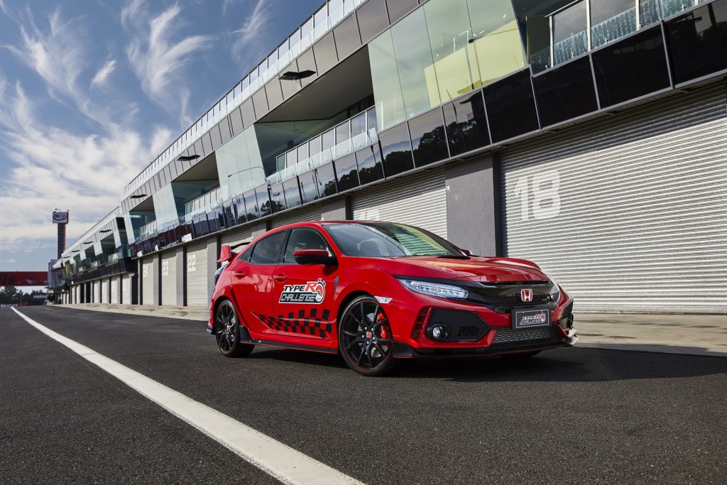 Honda Civic Type-R com volta recorde em Bathurst! 14
