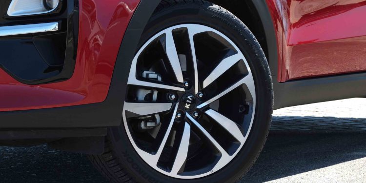 KIA Sportage 1.6 CRDi TX: Acessível e requintado! 30