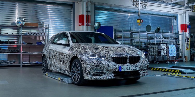Novo BMW Série 1 aparece pela primeira vez sem camuflagem! 17