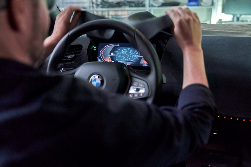 Novo BMW Série 1 aparece pela primeira vez sem camuflagem! 14