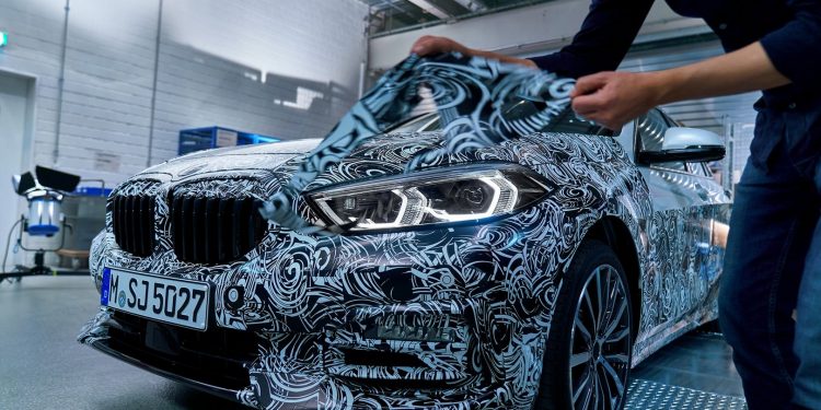 Novo BMW Série 1 aparece pela primeira vez sem camuflagem! 16