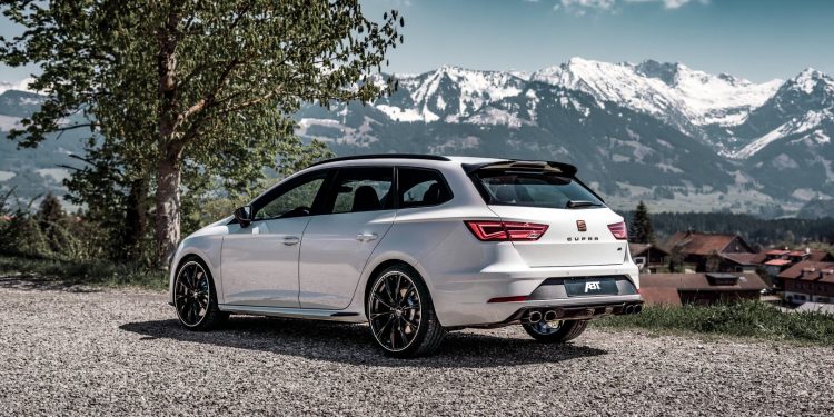 ABT volta "à carga" na SEAT Leon Cupra R ST! 18