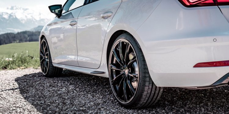 ABT volta "à carga" na SEAT Leon Cupra R ST! 16