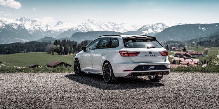 ABT volta "à carga" na SEAT Leon Cupra R ST! 15