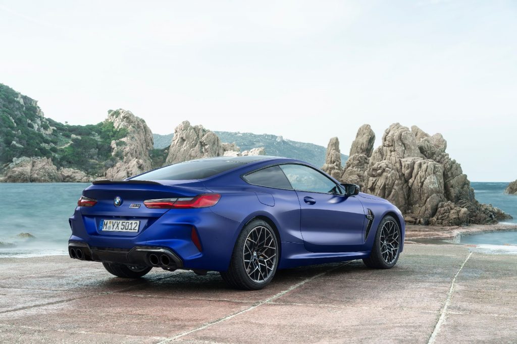 BMW M8 revelado com versões cabrio, coupé e competition! 17