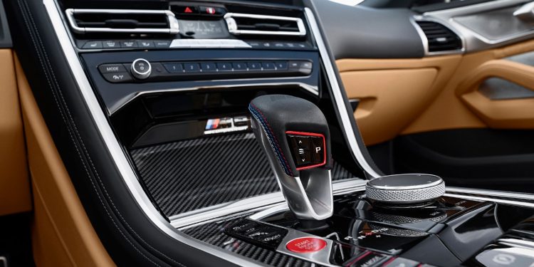 BMW M8 revelado com versões cabrio, coupé e competition! 76