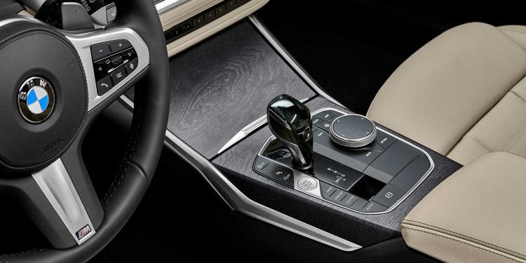 Nova BMW Série 3 Touring revelada! 32