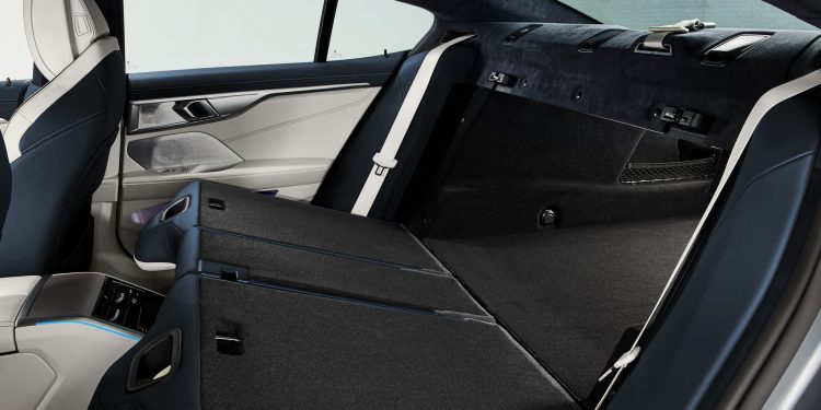 BMW Série 8 Gran Coupé revelado! 42