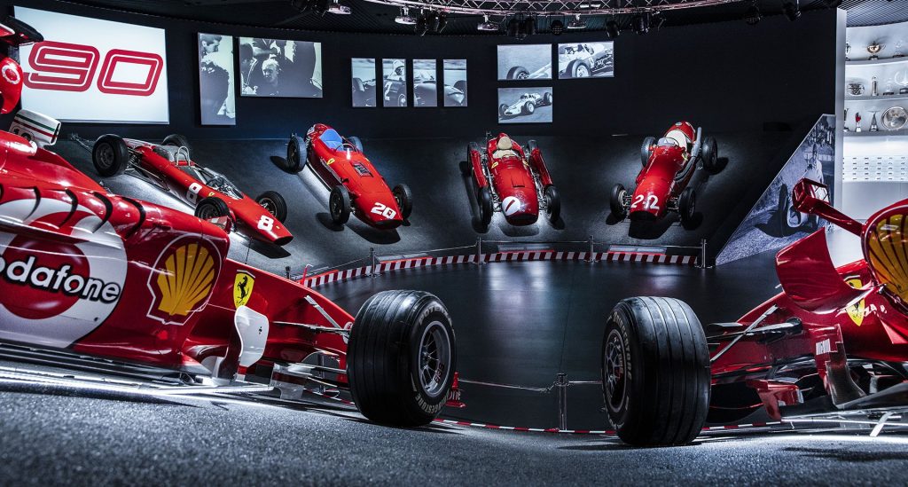 Ferrari comemora 90 anos de competição com exposição especial! 15