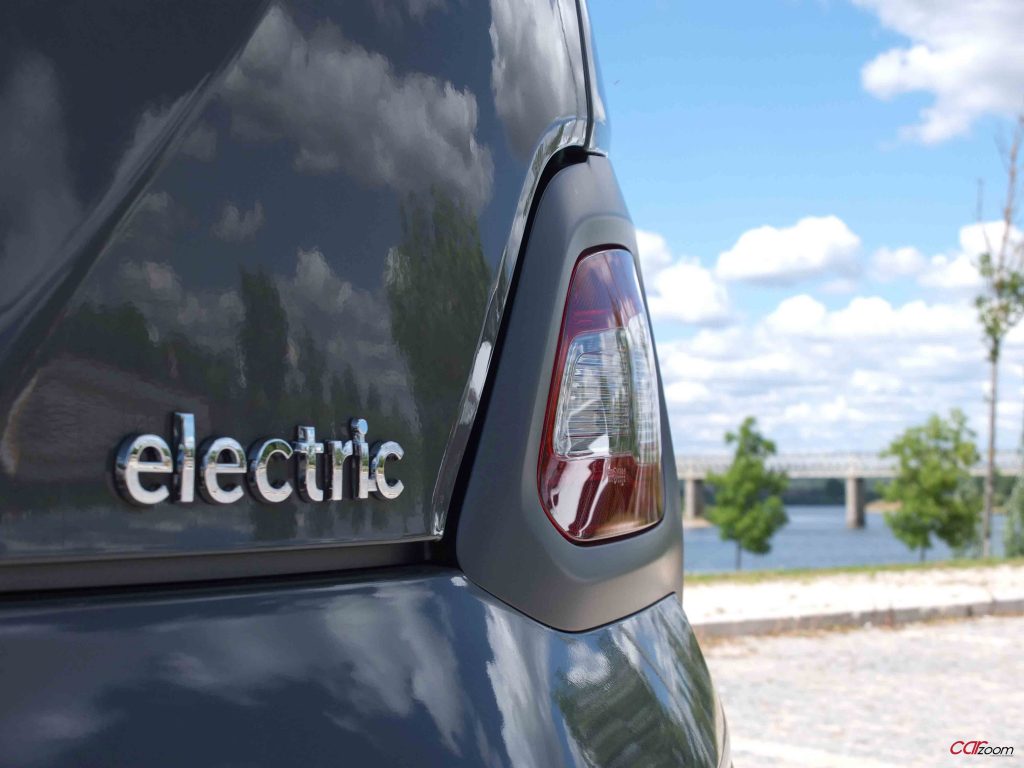 Hyundai Kauai Electric 64kWh: Ecologia e Despreocupação! 32