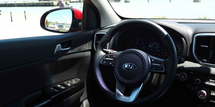 KIA Sportage 1.6 CRDi TX: Acessível e requintado! 42