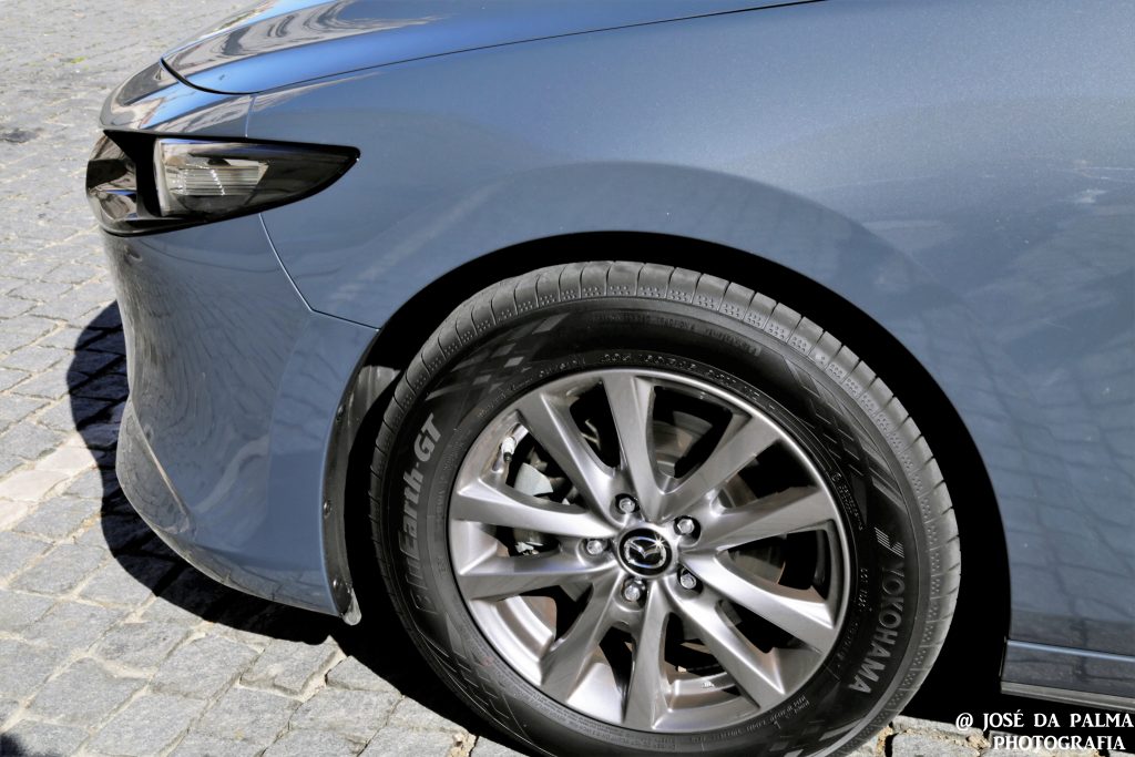 Mazda 3 1.8 SKYACTIV-D Evolve: Primar pela diferença! 23