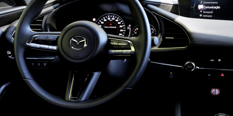 Mazda 3 1.8 SKYACTIV-D Evolve: Primar pela diferença! 41