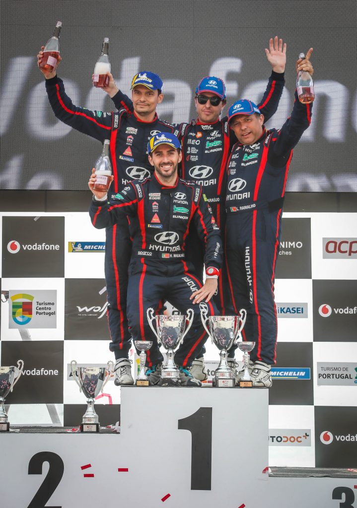 Rali de Portugal: Armindo Araújo e Bruno Magalhães apoderam-se do 1º e 2º lugar! 14